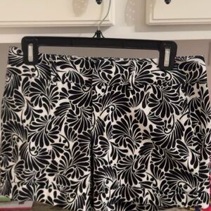 I.N.C International Concepts Shorts. Black & white floral pattern.